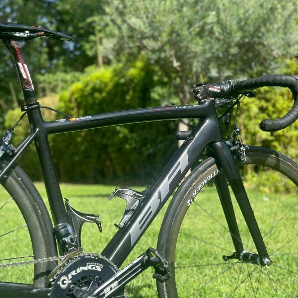 Bicicleta profesional marca BA